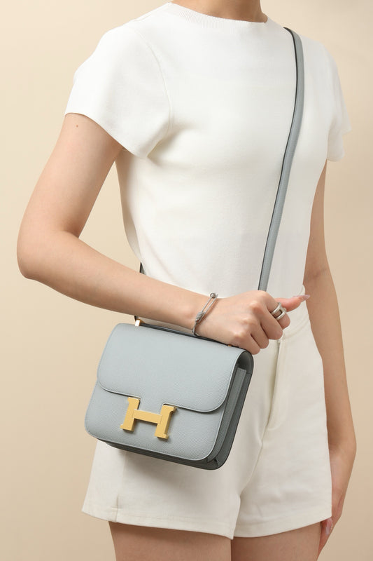 CJ19 19 cm ,  Puppet Grey Epsom leather GHW #4314