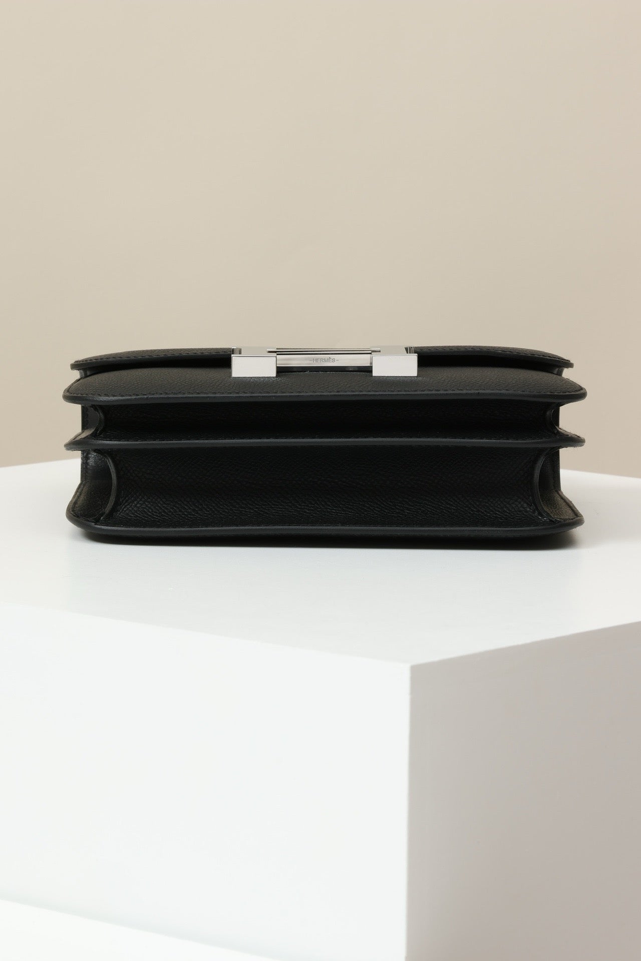 CJ19 19 cm , Black Epsom leather PHW #4295