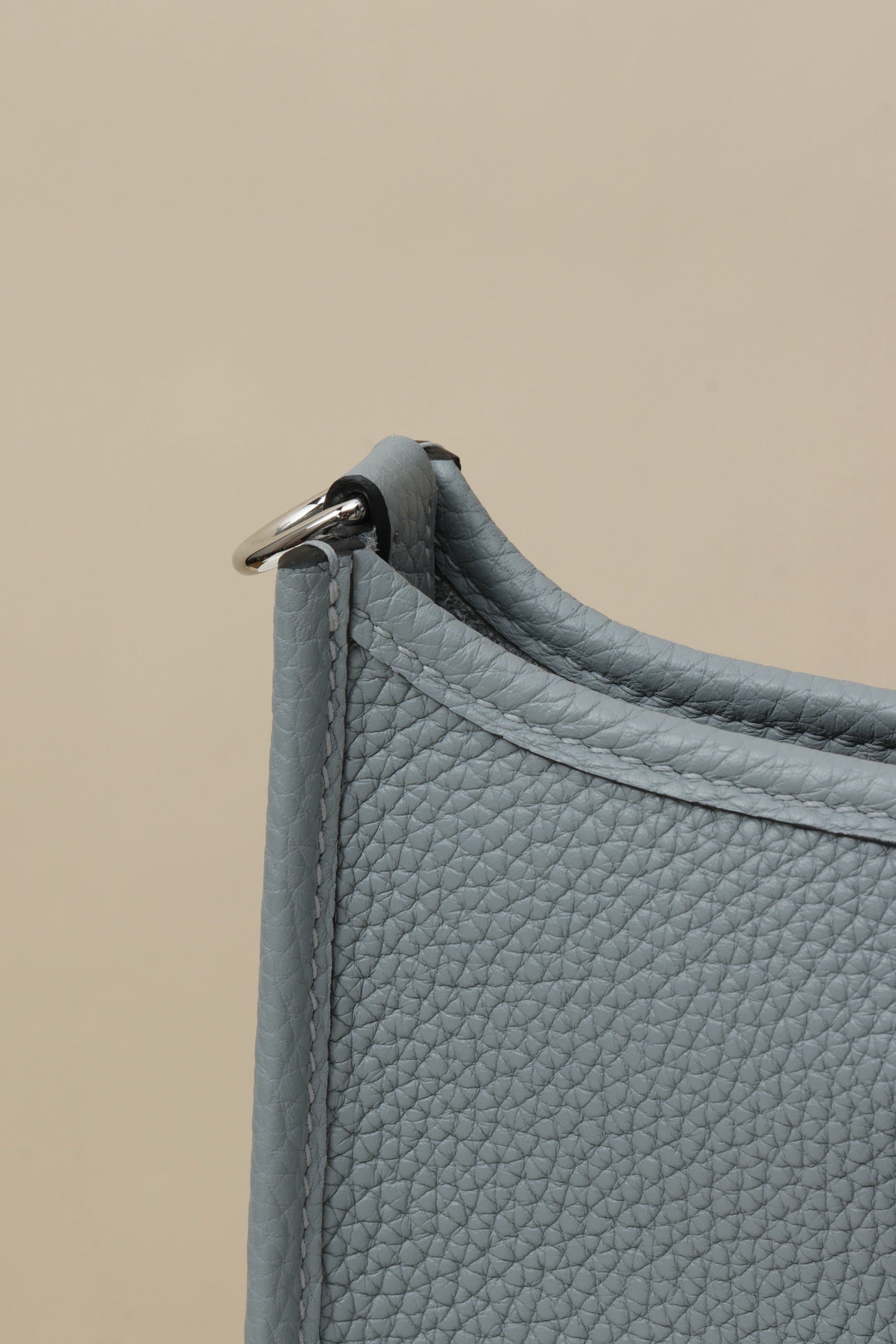 YF16 P0 Puppet Grey, Clemence bull leather crossbody bag  , PHW #4403