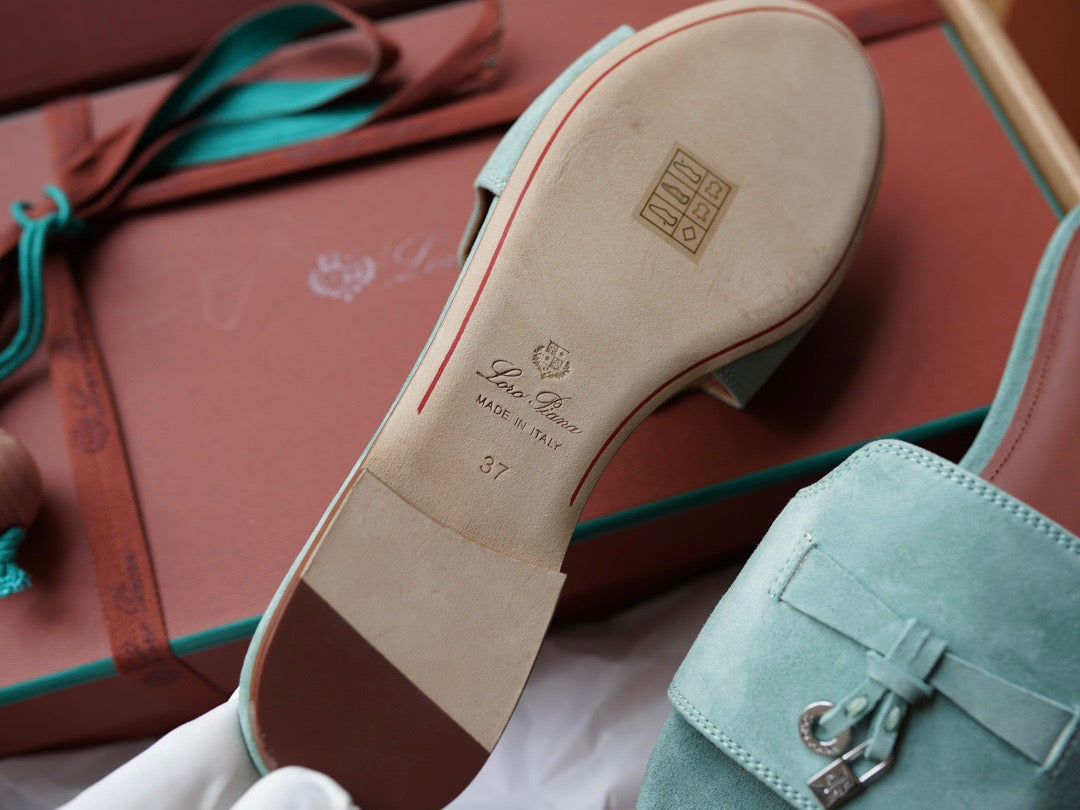 Summer Charms Sandal #408
