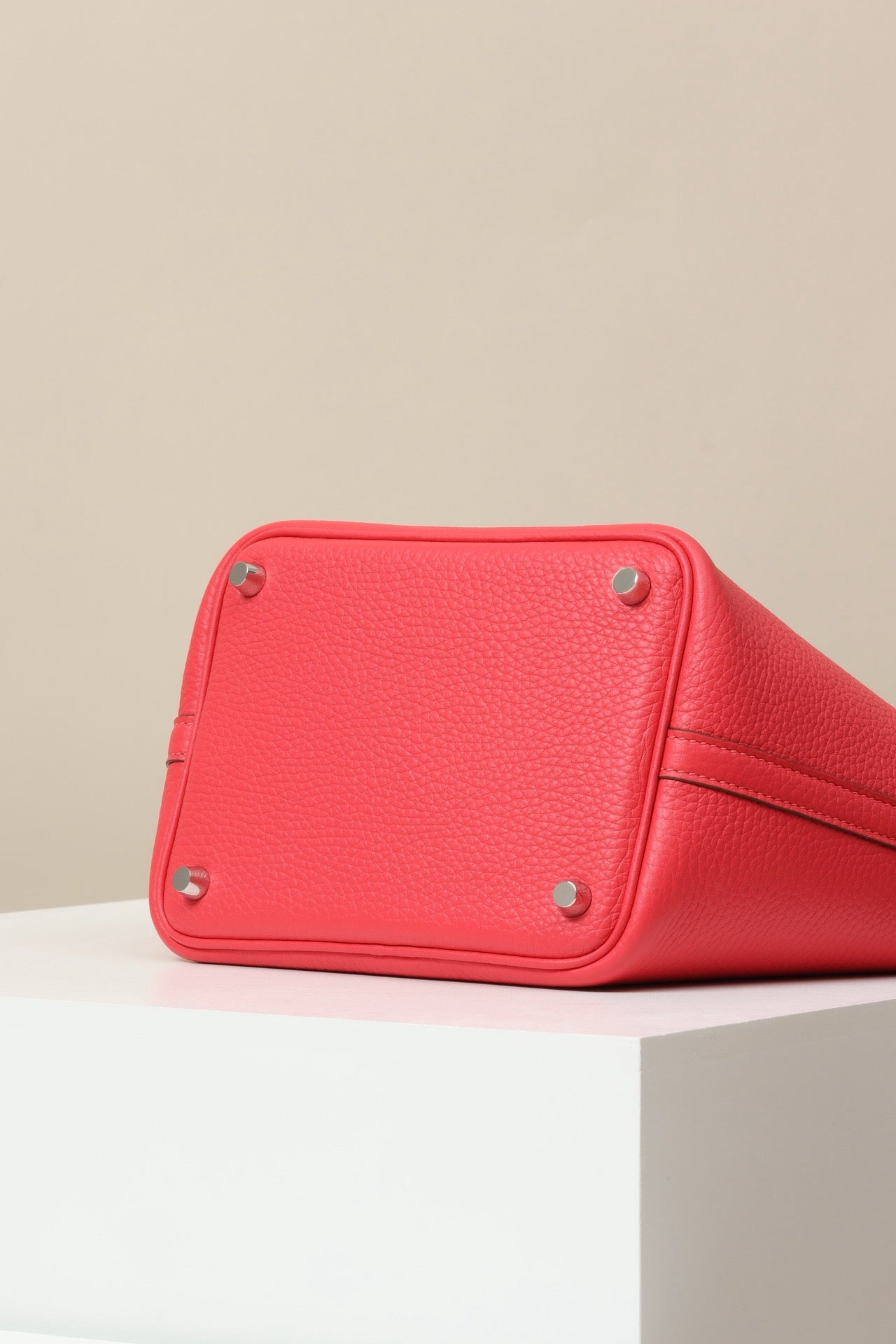 CL18 A5 Azalea Red PHW #4082