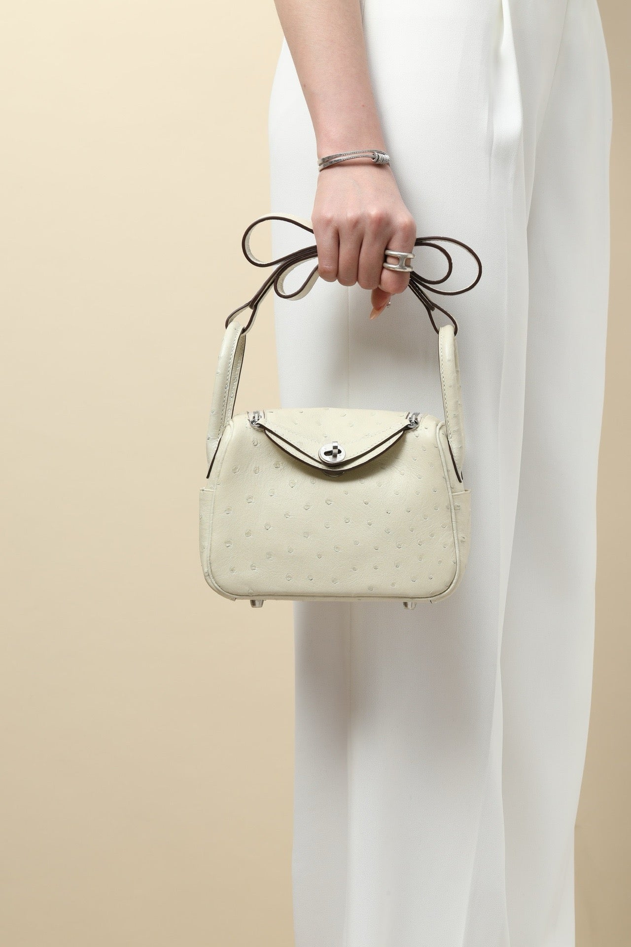 LD19 Wool White # 3751