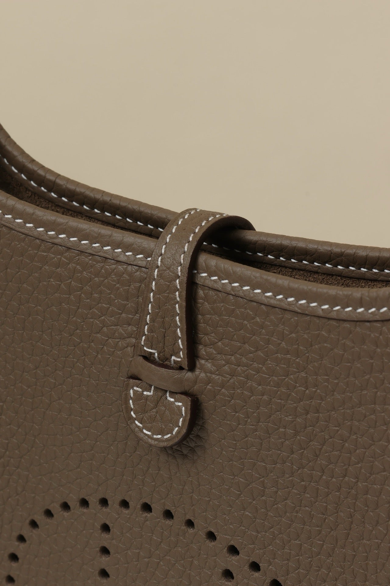 YF16 CK18 Elephant Grey , Clemence bull leather crossbody bag  , PHW #4400