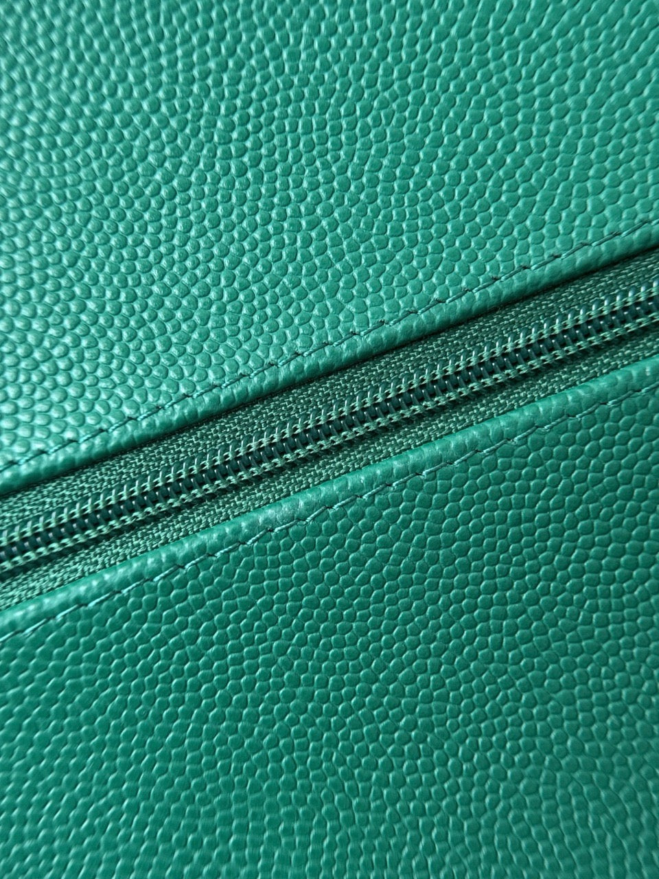 Cf25 Gold Hardware , Caviar # 4211