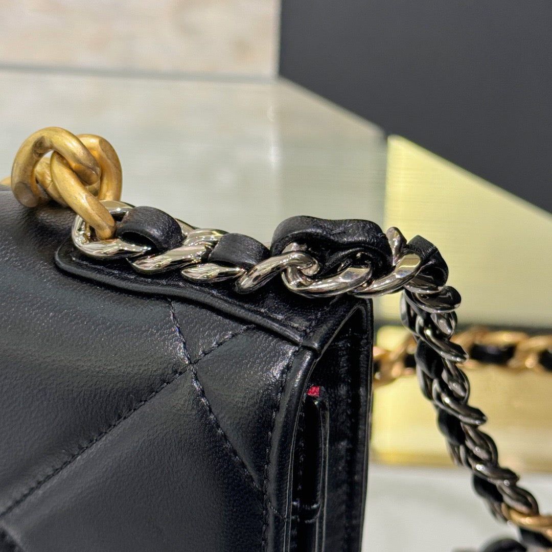 Woc 19 bag #717