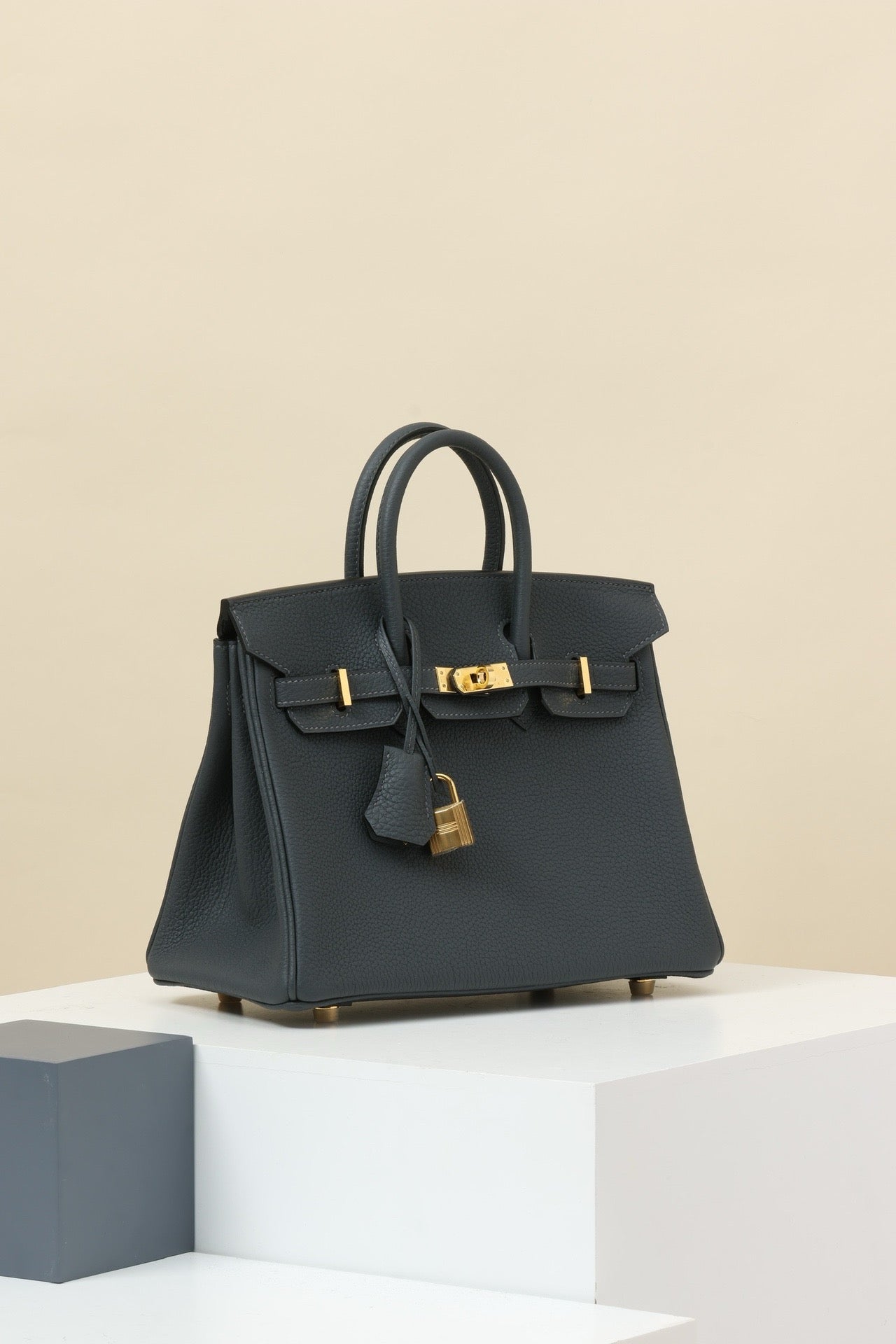 BK25 Smog Gray #3859