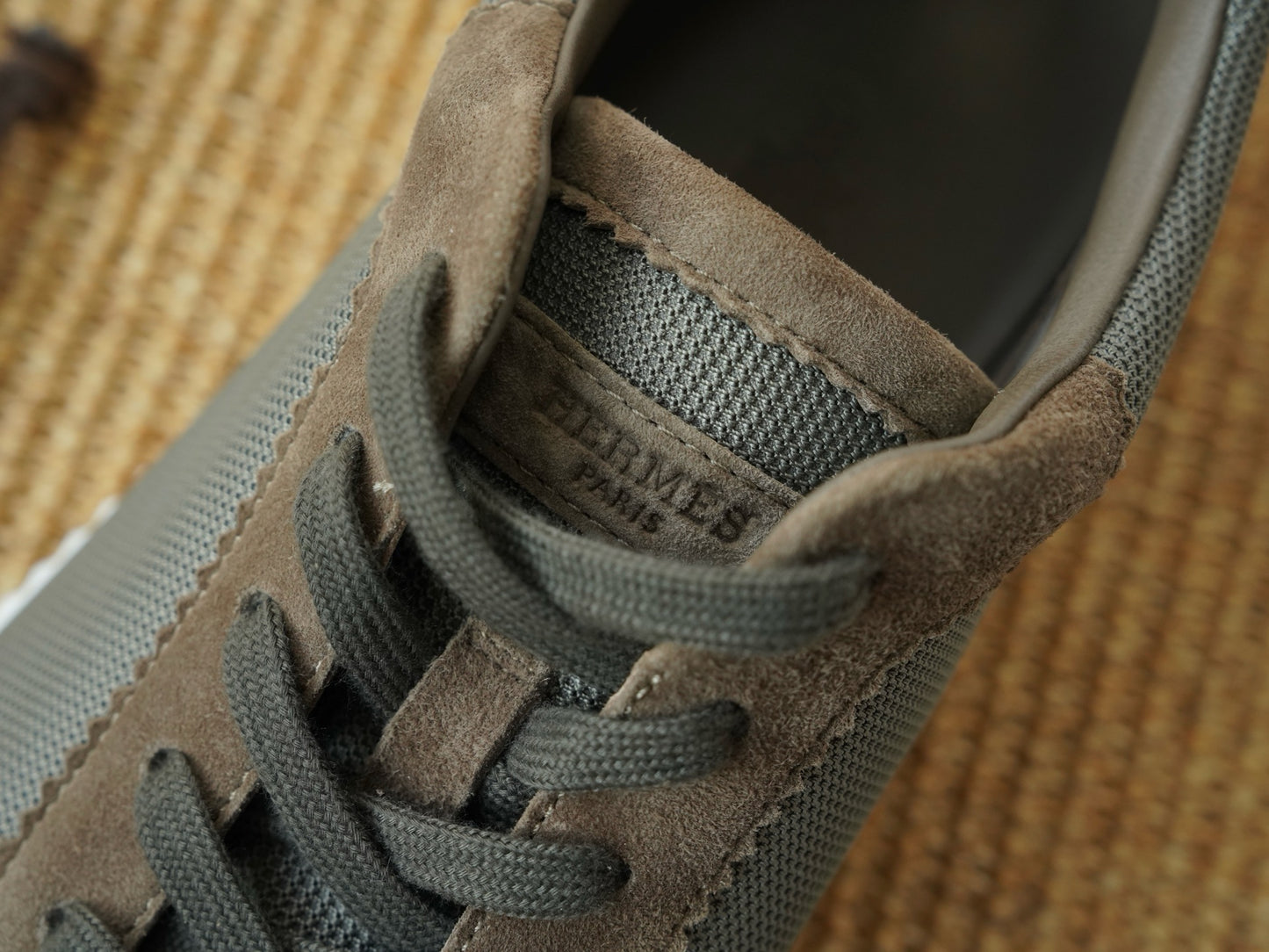HSneakers