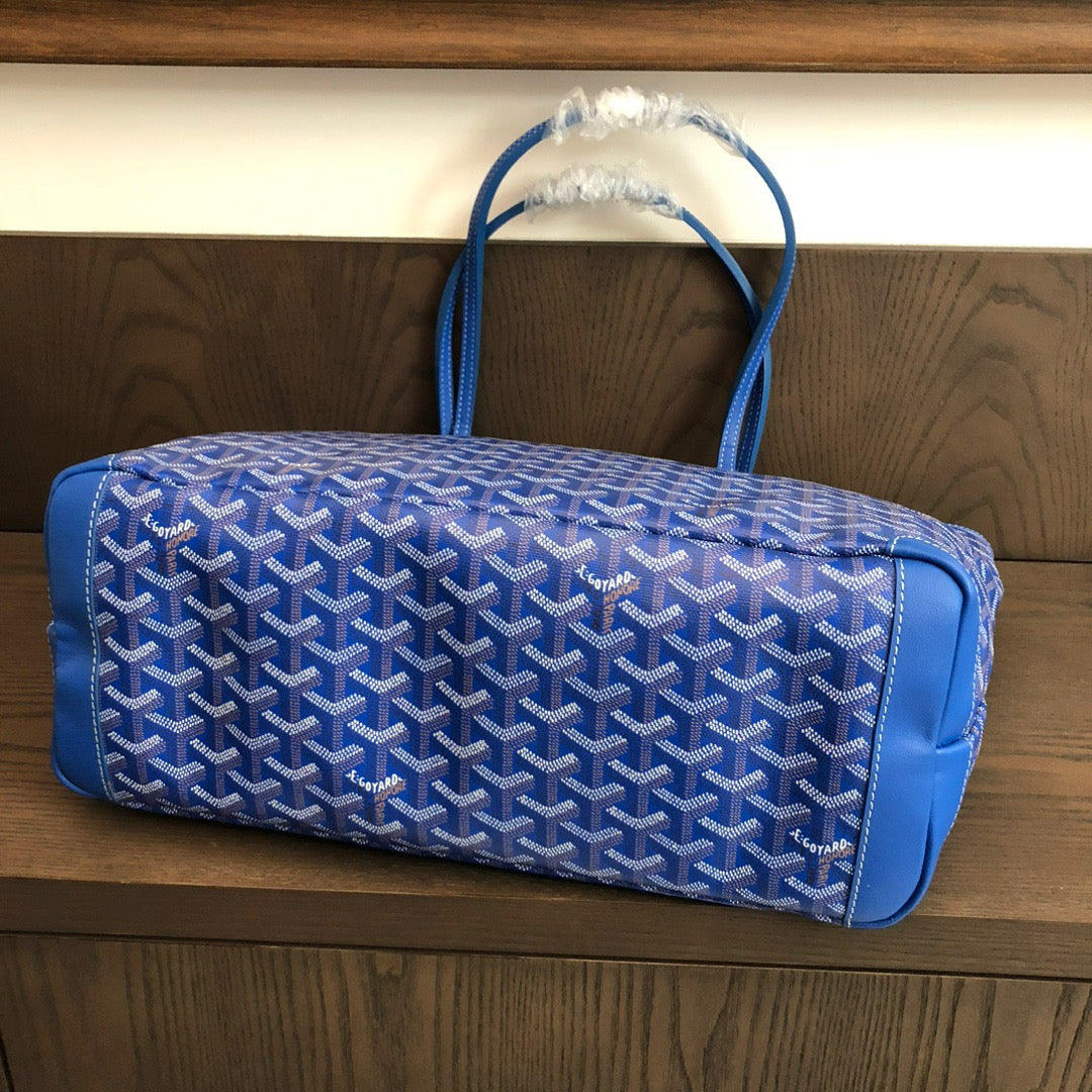 Artois MM Bag #687