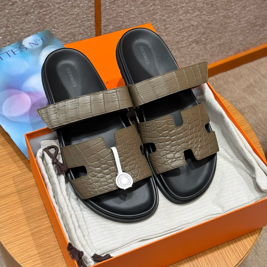 sandal alligator #2573