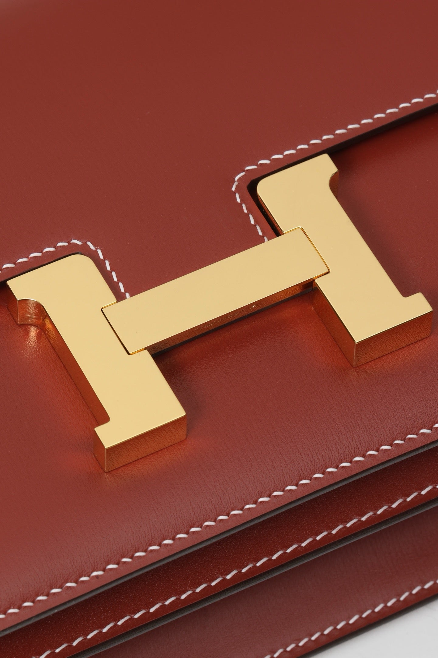 CJ19 19 cm ,  Brick Red Box leather GHW #4293