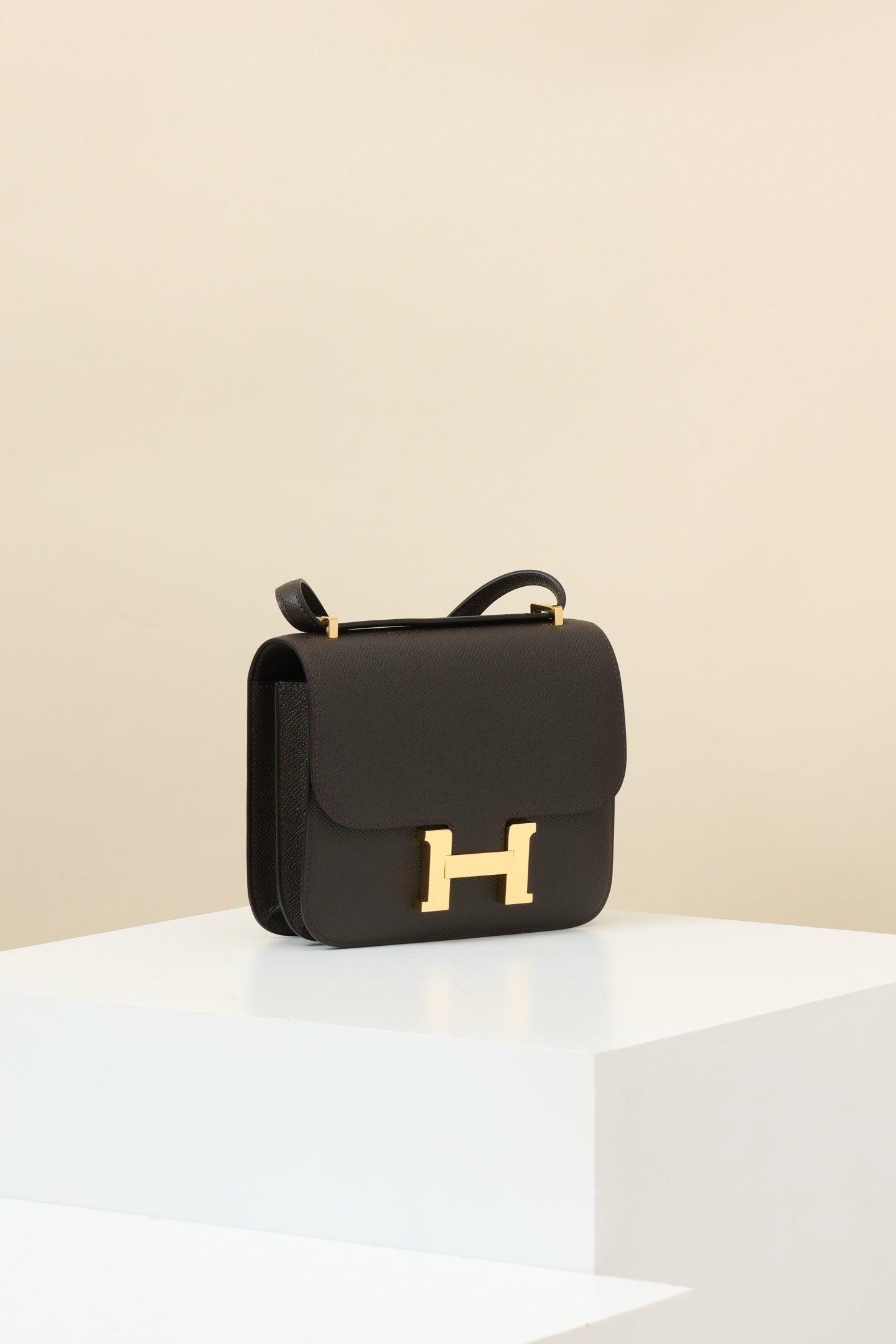 CJ19 19 cm ,  Bark Brown Epsom leather GHW #4311