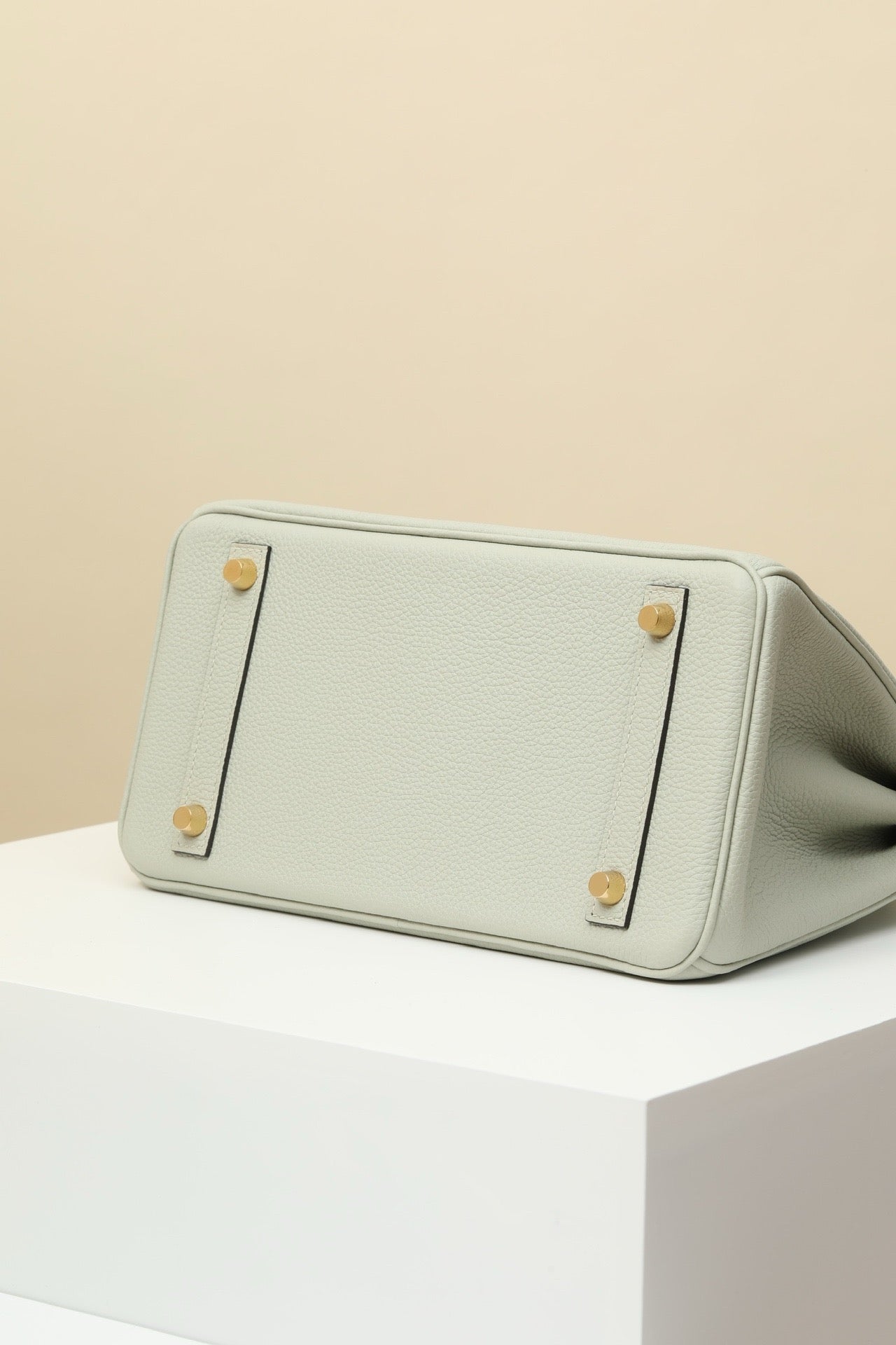 BK25 Crystal Gray # 3888