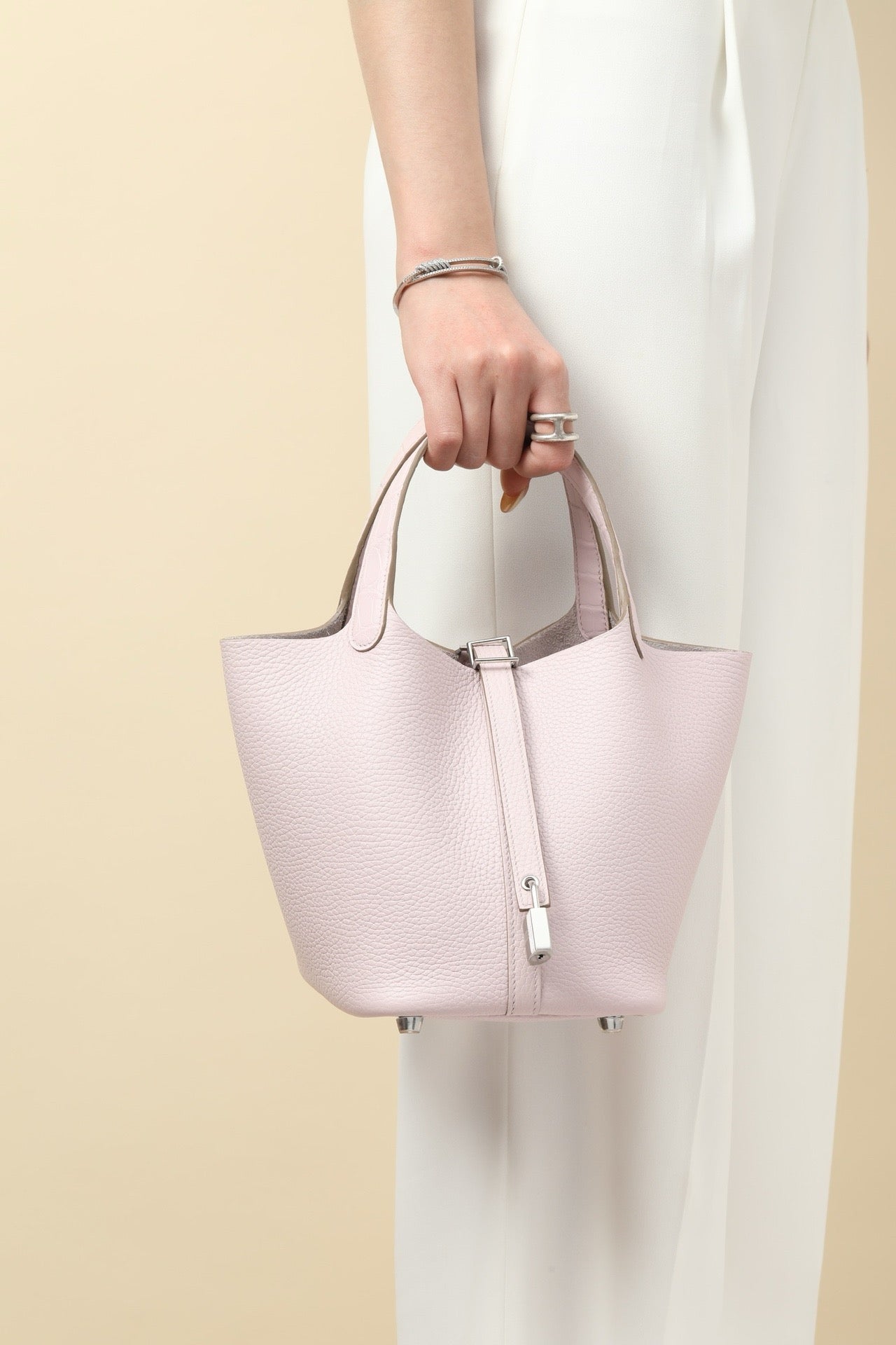 CL18 Dreamy Purple #3748