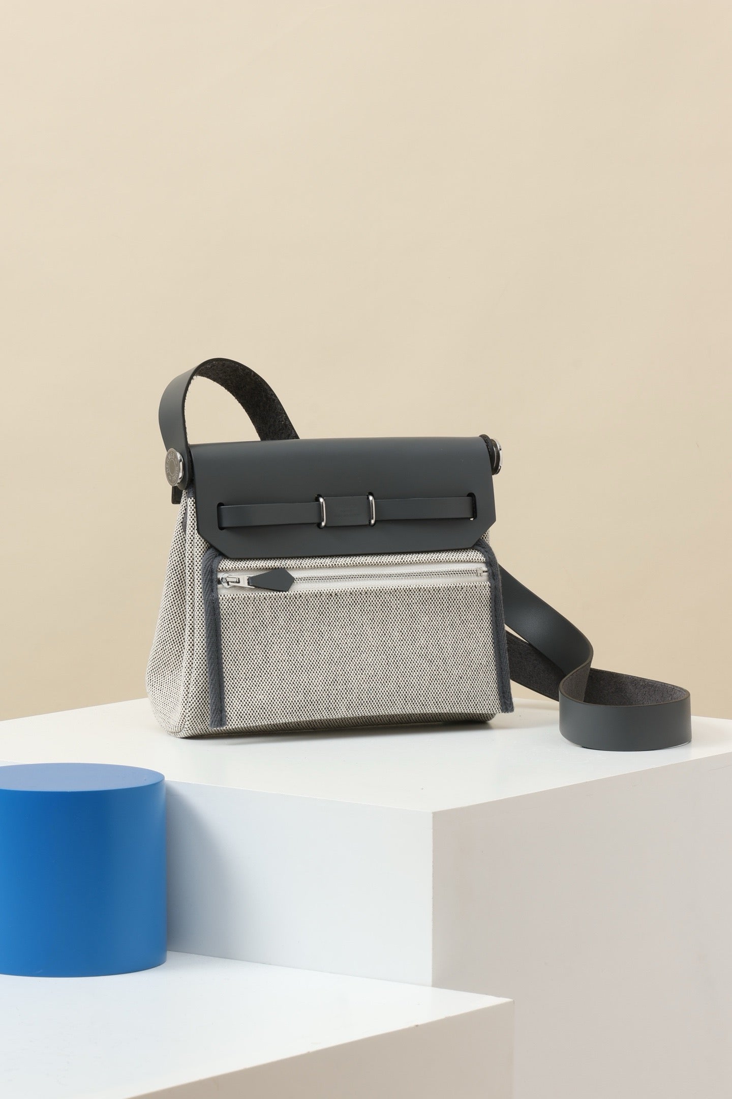 HB20 85 Gris Ardoise Canvas and Hunter Leather Shoulder Bag PHW #4647