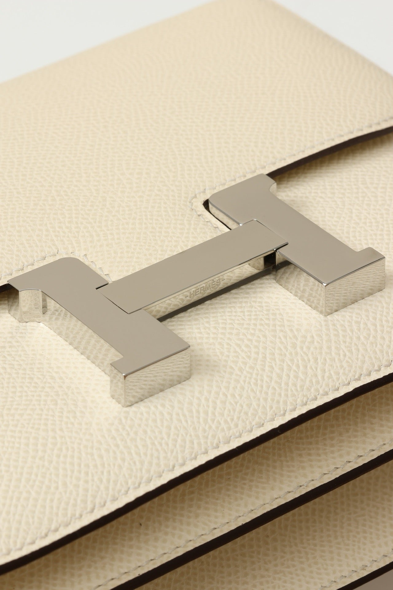 CJ19 19 cm ,  Cream White Epsom leather PHW #4301