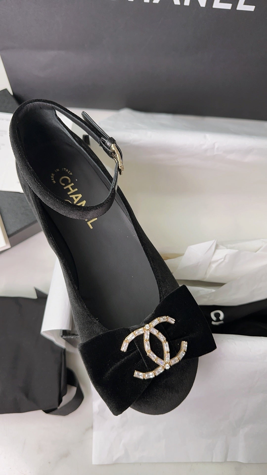 24s sandal #345