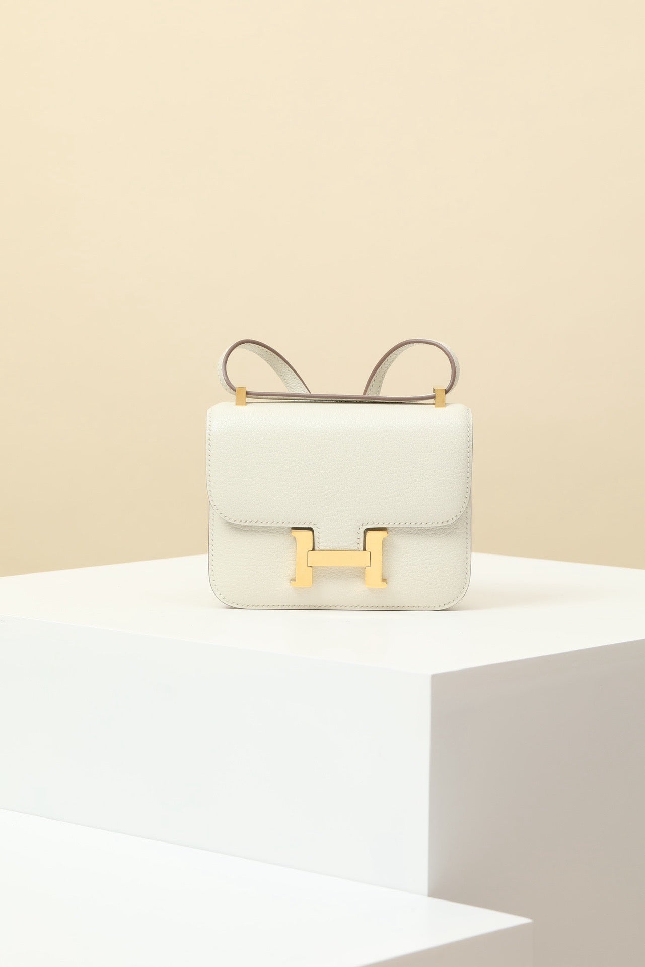 CJ14 , 14 cm,  CC10 Milkshake White GoatSkin GHW #4362