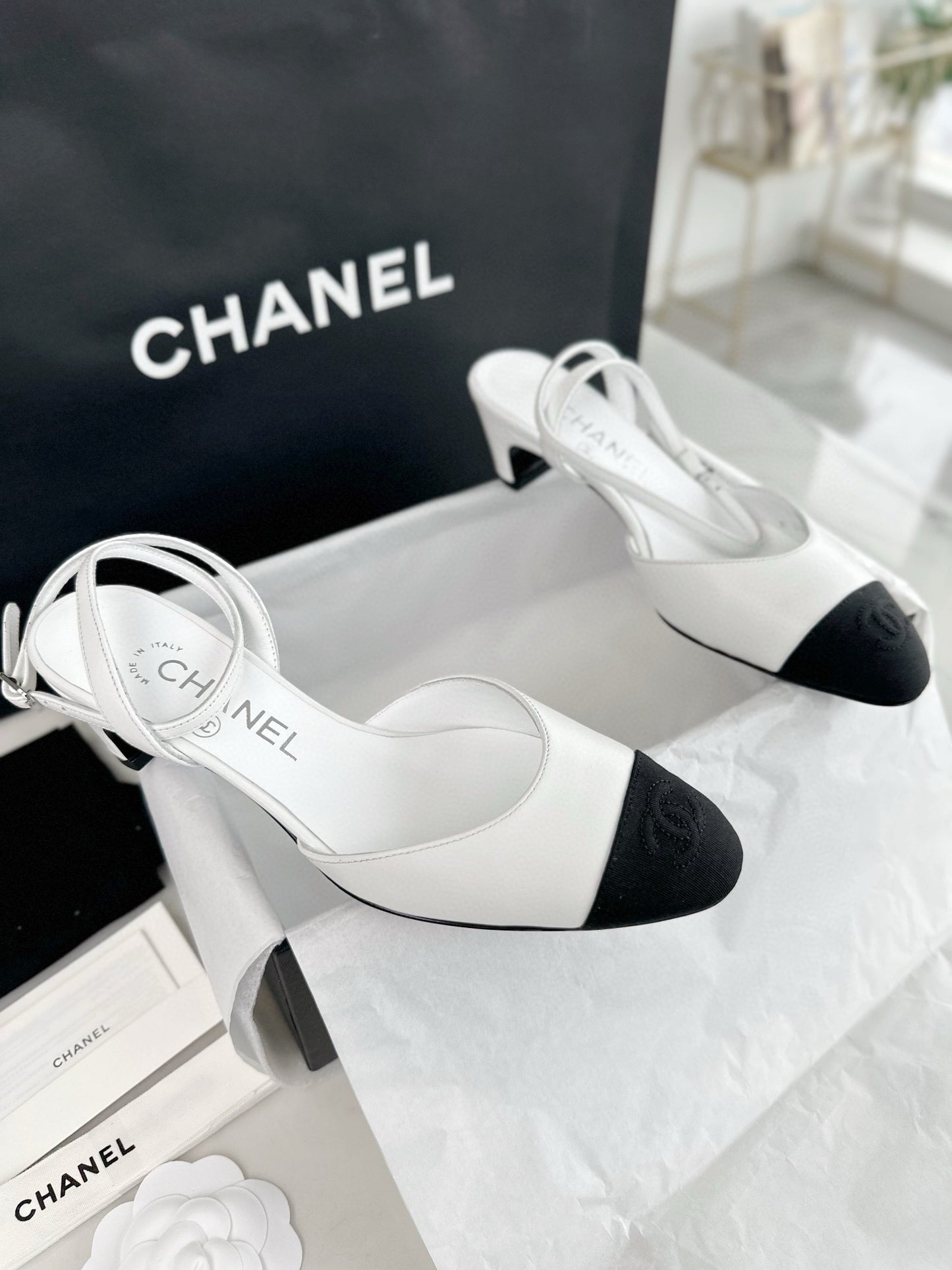24s Sandal #365