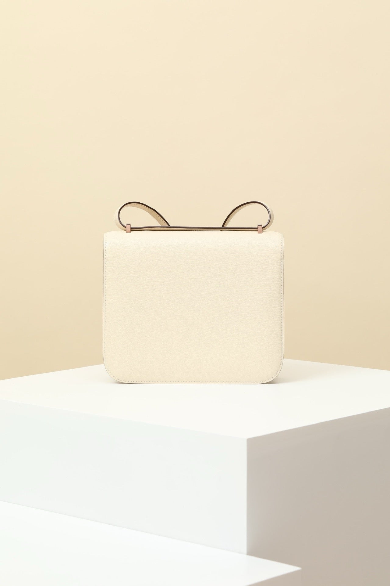 CJ19 19 cm, I2 Cream White Rose Gold Hardware #4351