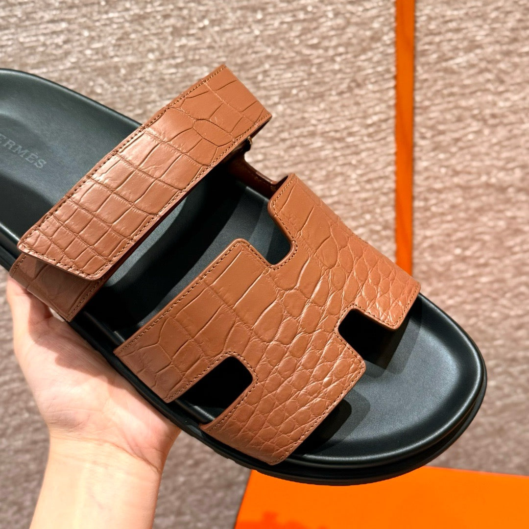 sandal alligator #2574