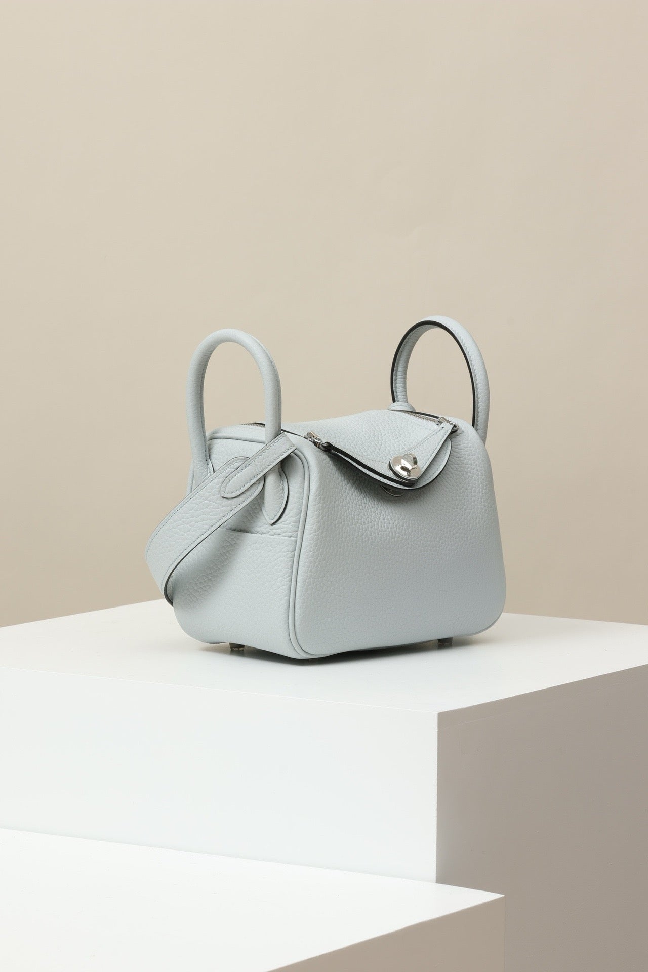 LD19 , Togo , 08 Bleu Sacre PHW #4611