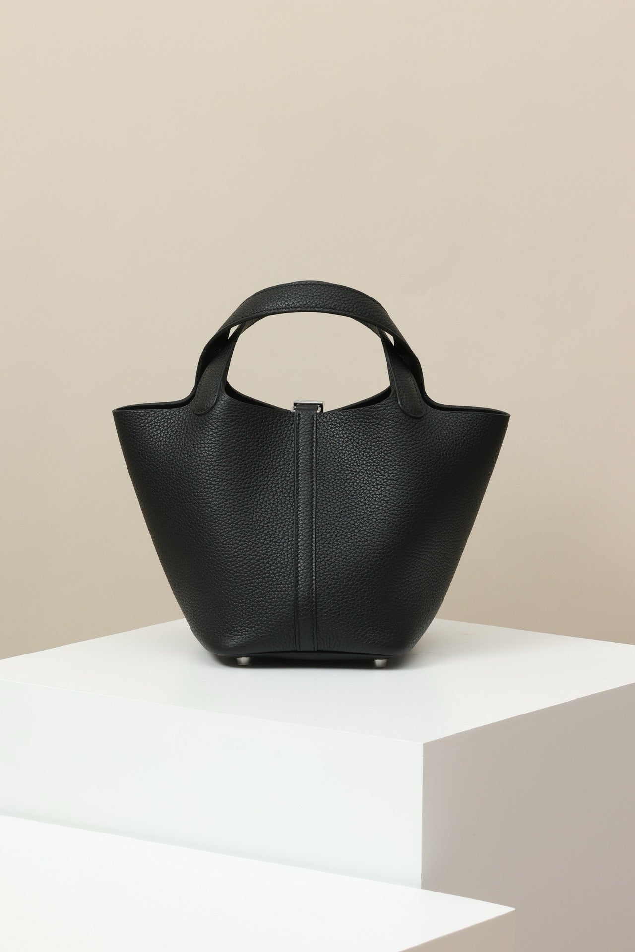 CL18 CK89 Black PHW #4079