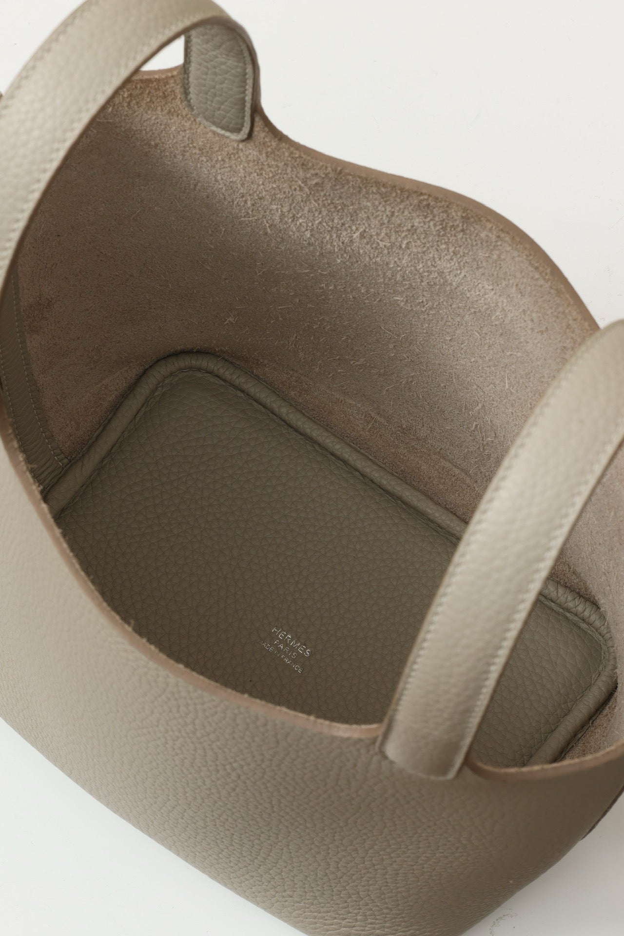 CL18 8L Glacier White PHW #4088