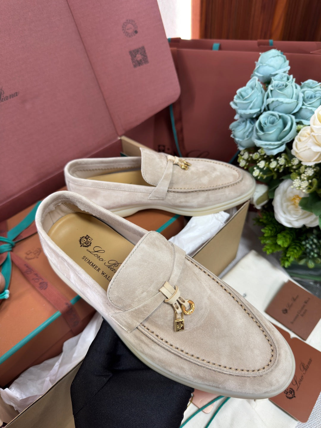 Summer Charms Walk Loafer #2031