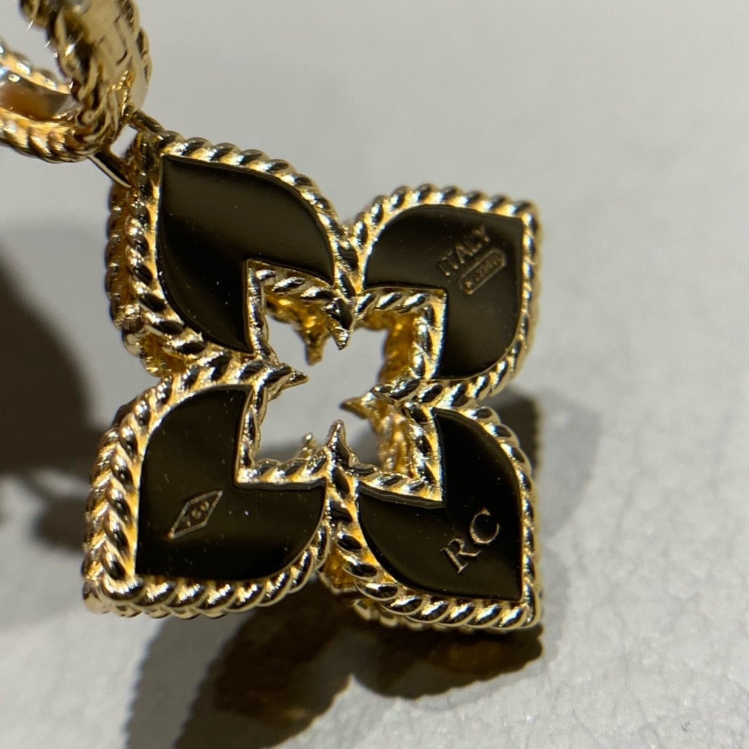 روبرتوكوين اقراط ذهب عيار 18 , 9.5 جرام , الماس vvs