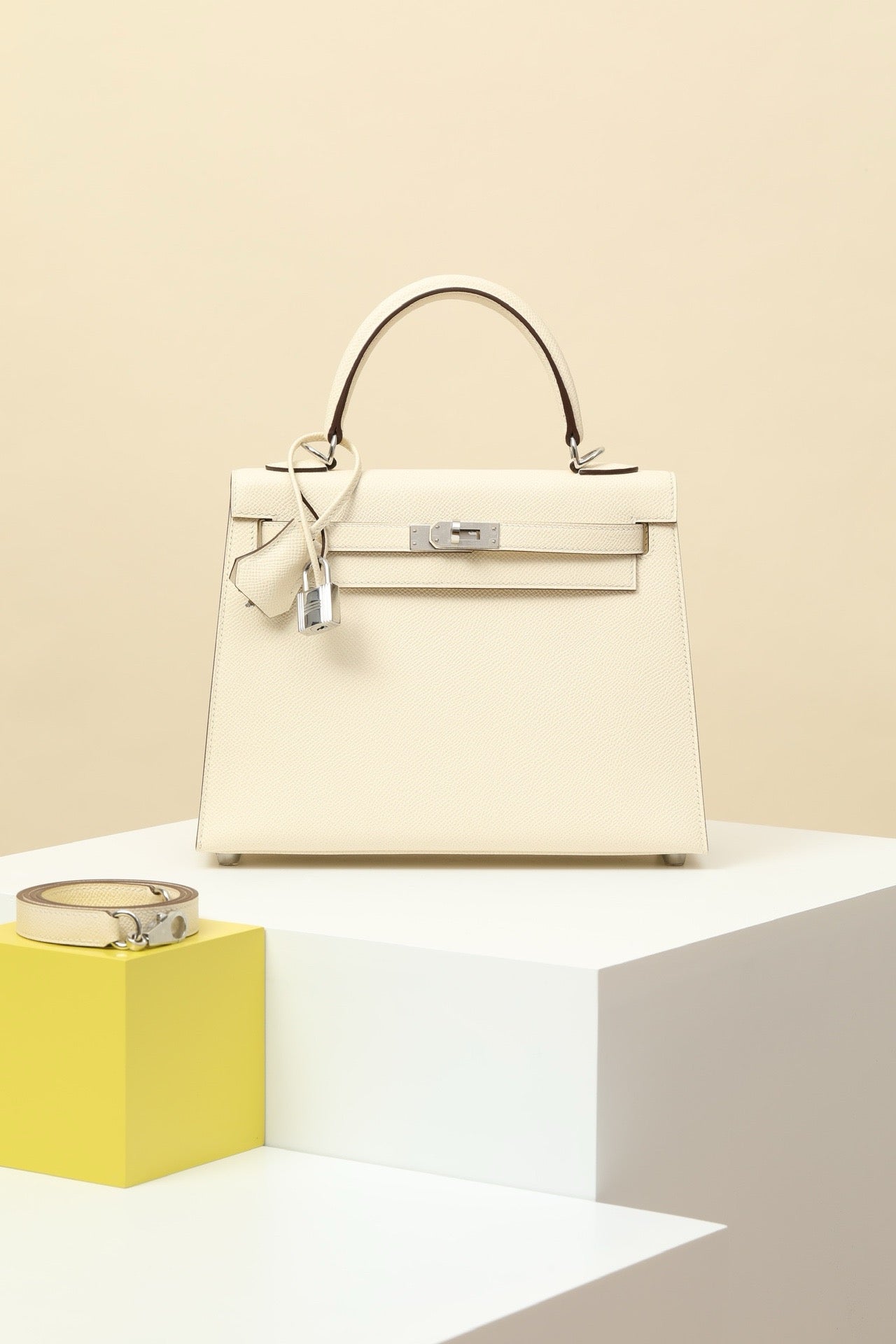 KL25 Cream White #3681