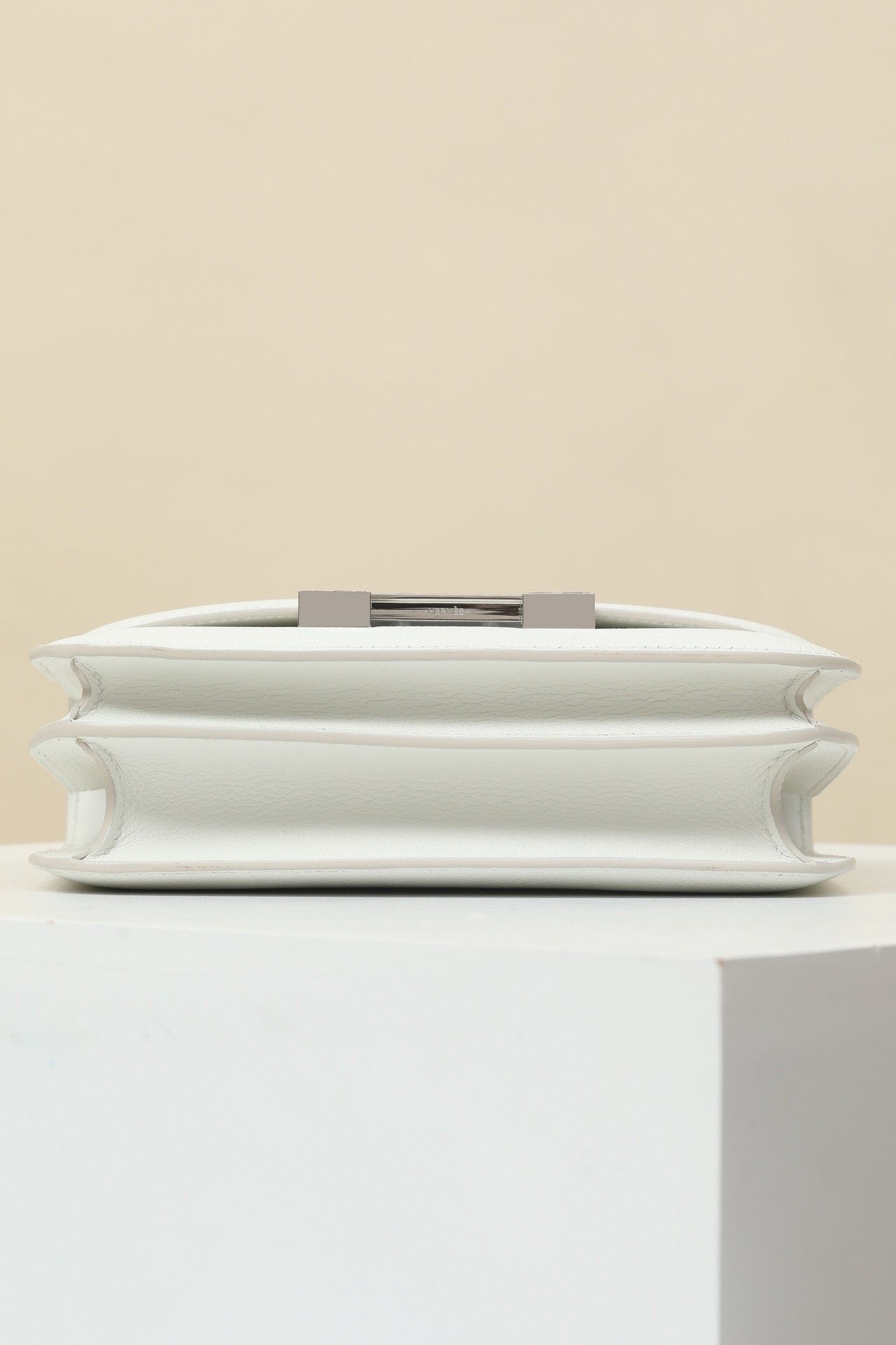 CJG19, OU New White / 8L Cement Grey,  EVE leather with shiny #4387