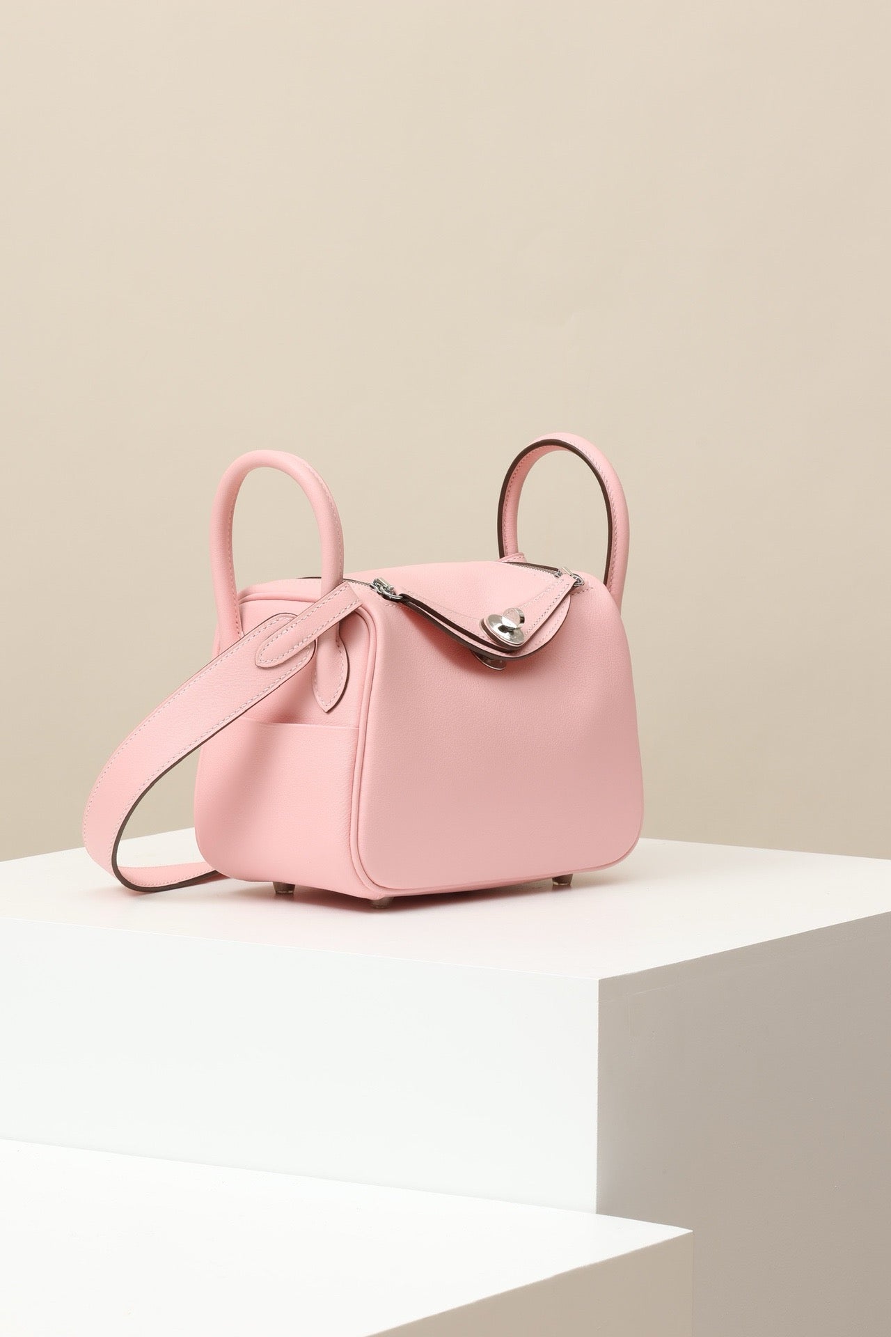 LD19 , Swift  , 3Q Rose Sakura  PHW #4617