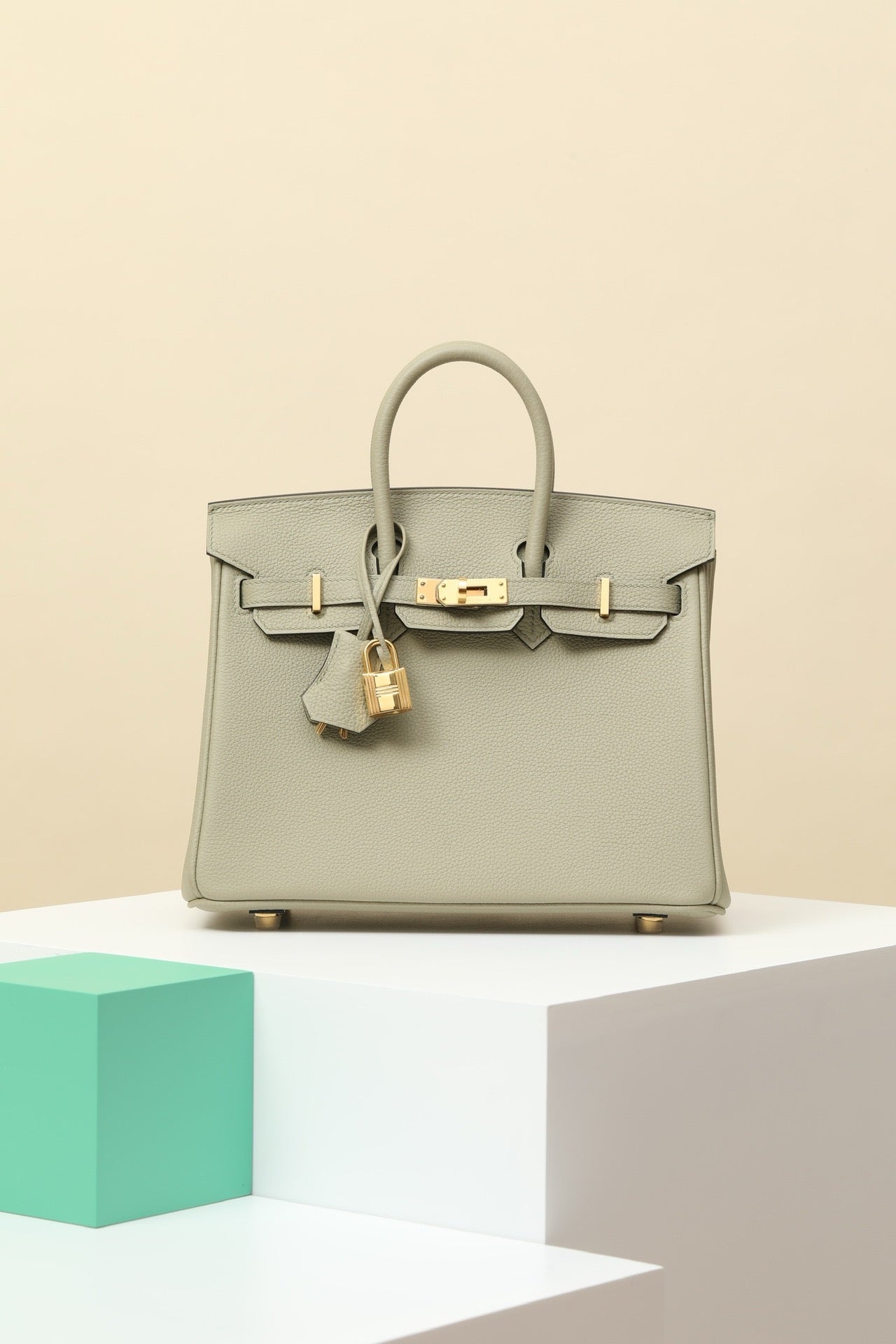 BK25 Sage Green # 3886