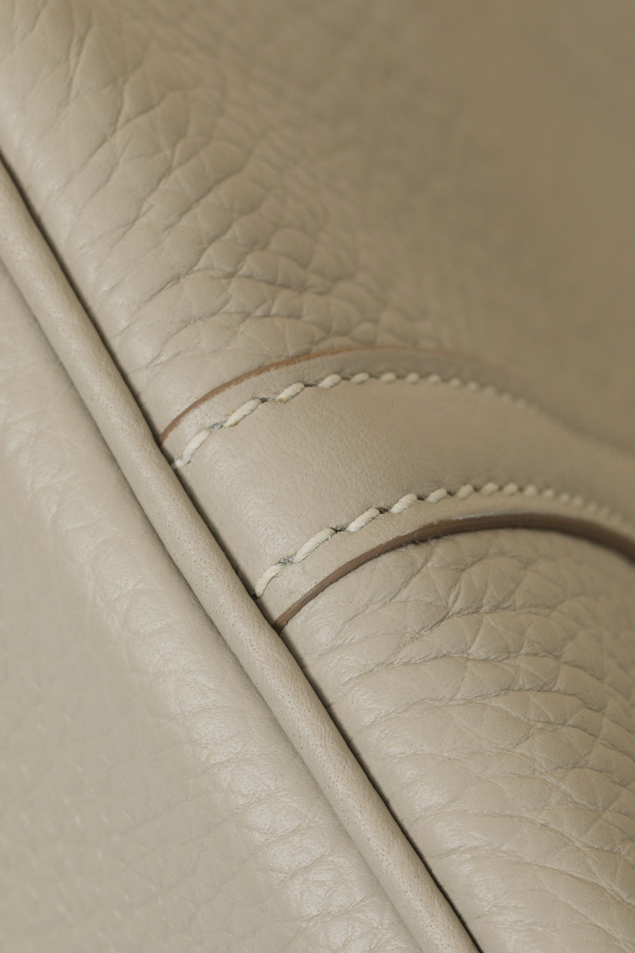 CL18 Glacier White #3746