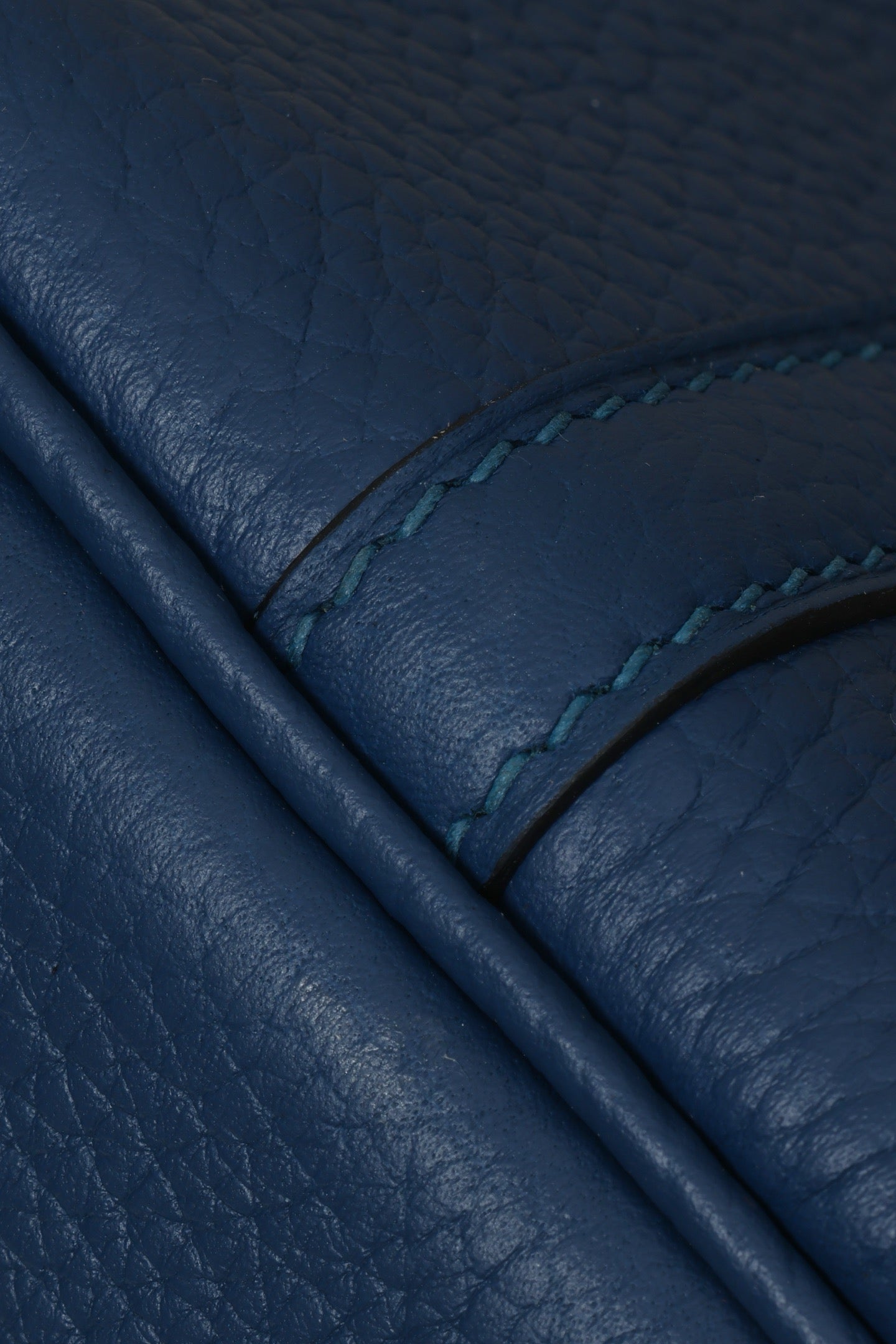 CL18 P5 Tie-Dye Blue GHW #4113