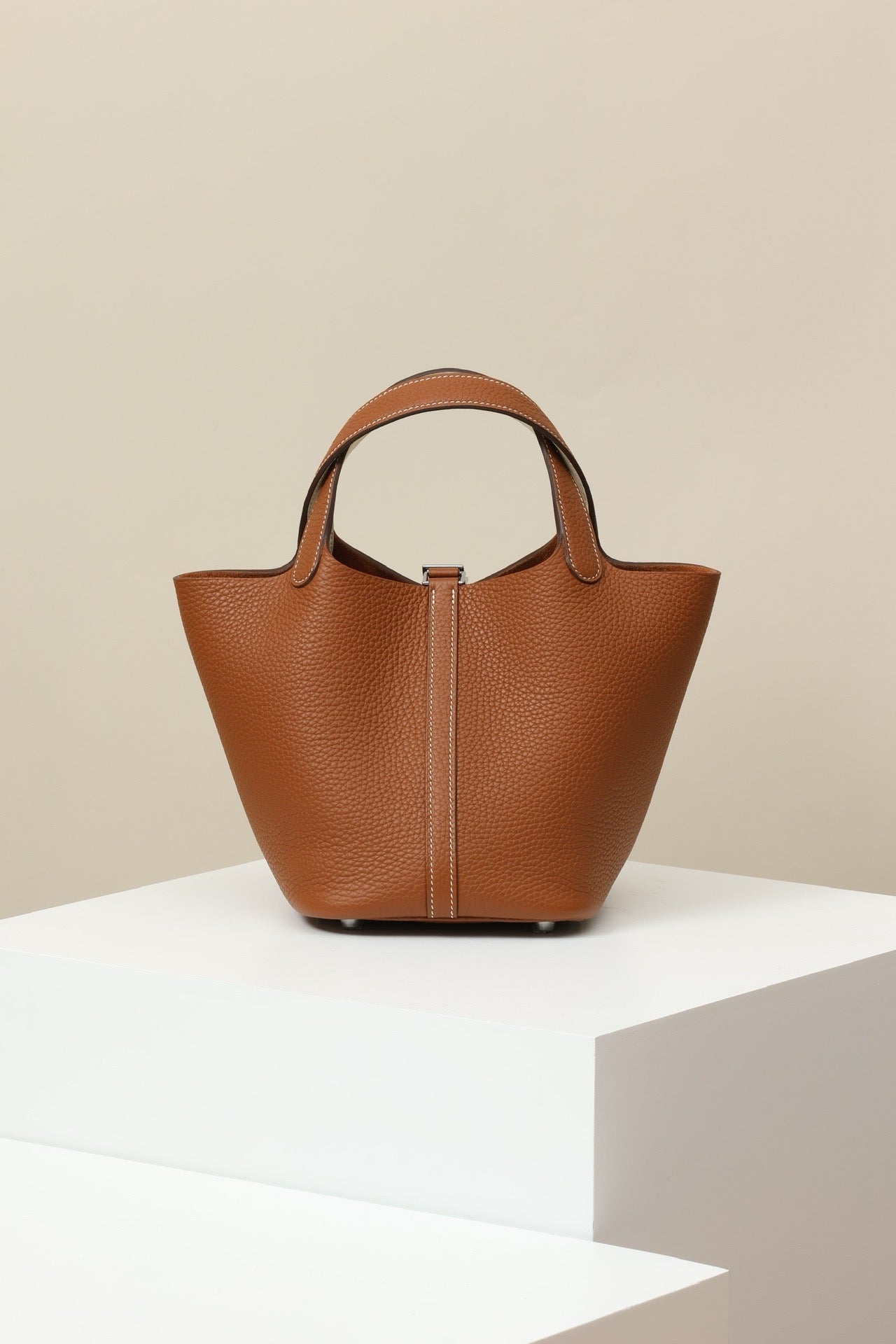 CL18 CK37 Gold Brown / I2 Cream White PHW #4072