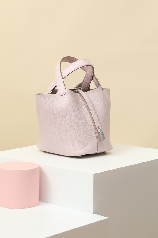 CL18 Dreamy Purple #3748