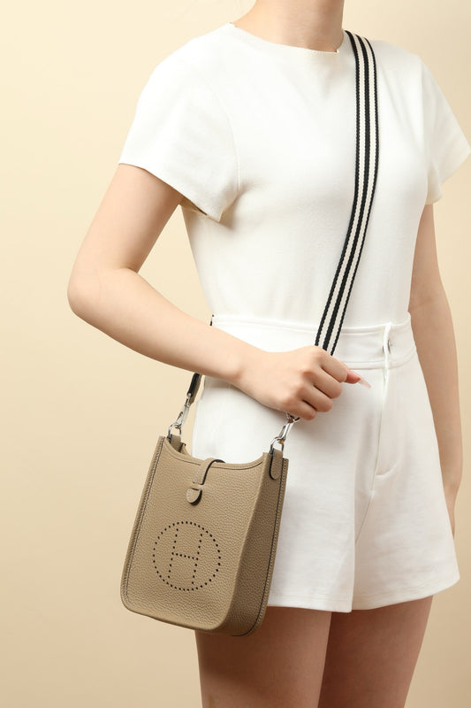 YF16 8Q Marfa Beige ,Clemence bull leather crossbody bag  , PHW #4426