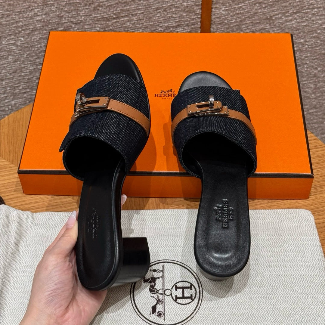 Sandal #3070