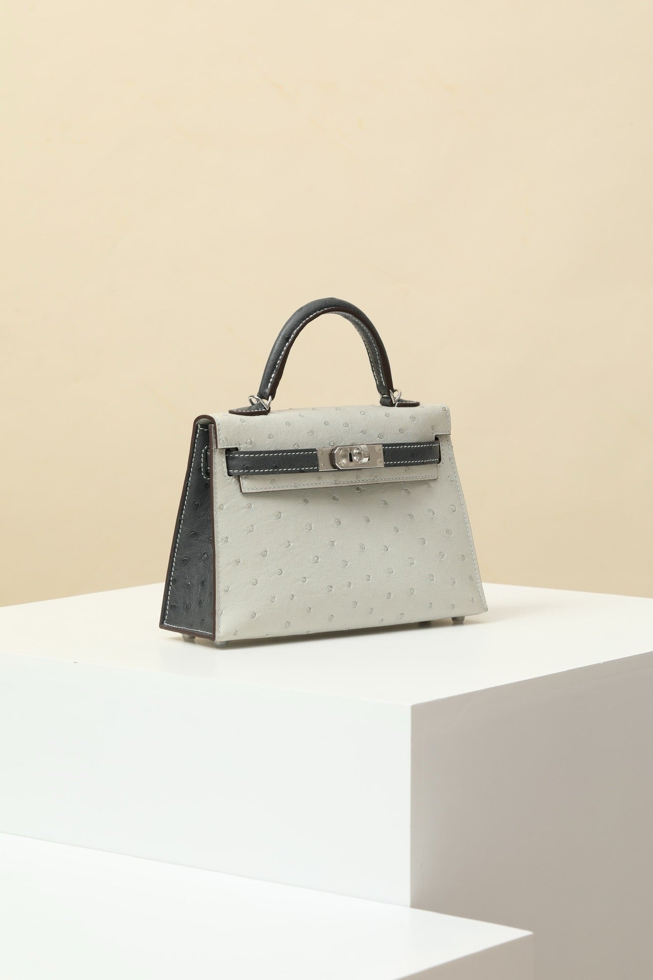 KL19 Pearl Gray/Graphite Gray #3834