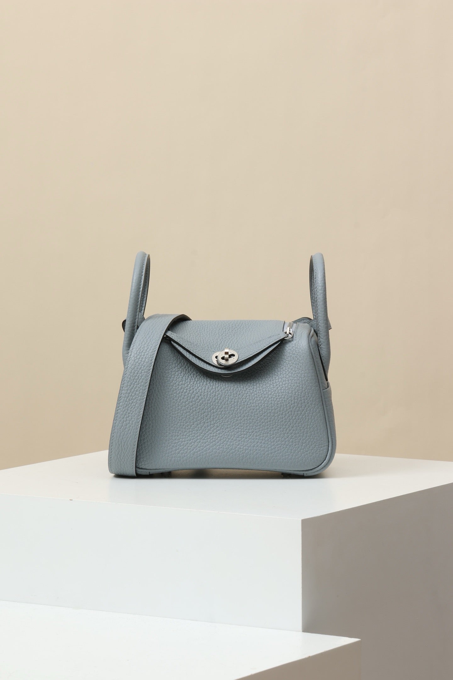 LD19 , Togo P0 Puppet Grey PHW #4559