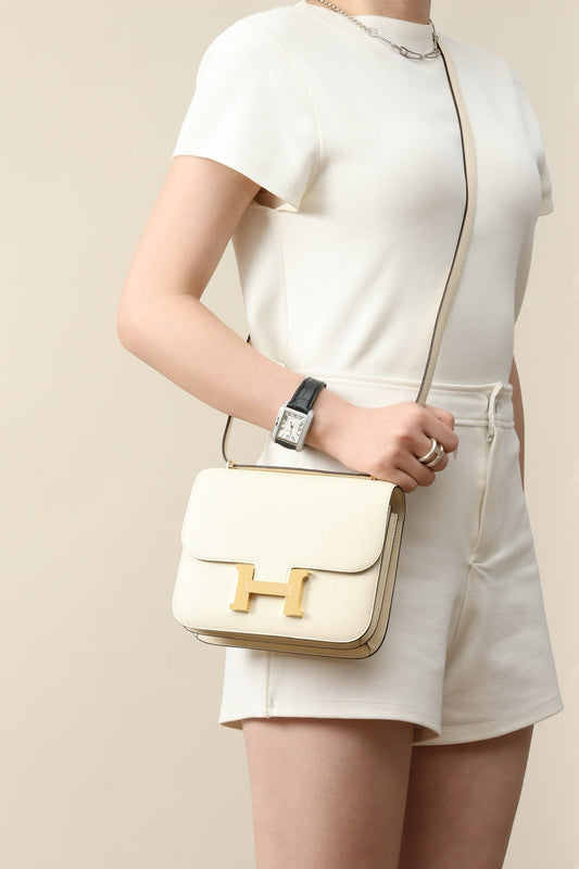 CJ19 19 cm , Cream White Epsom leather GHW #4302