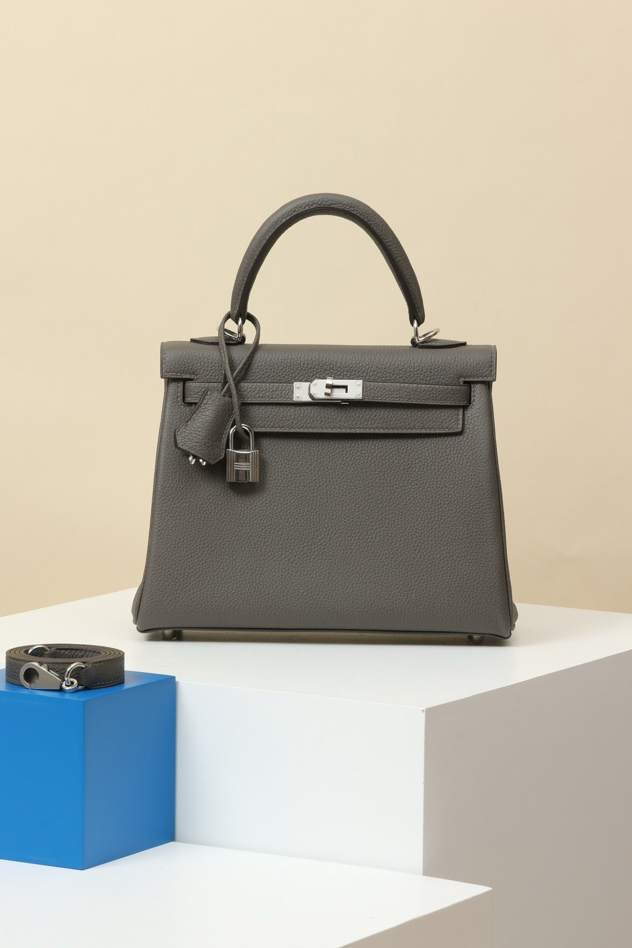 KL25 Pewter Gray #3701