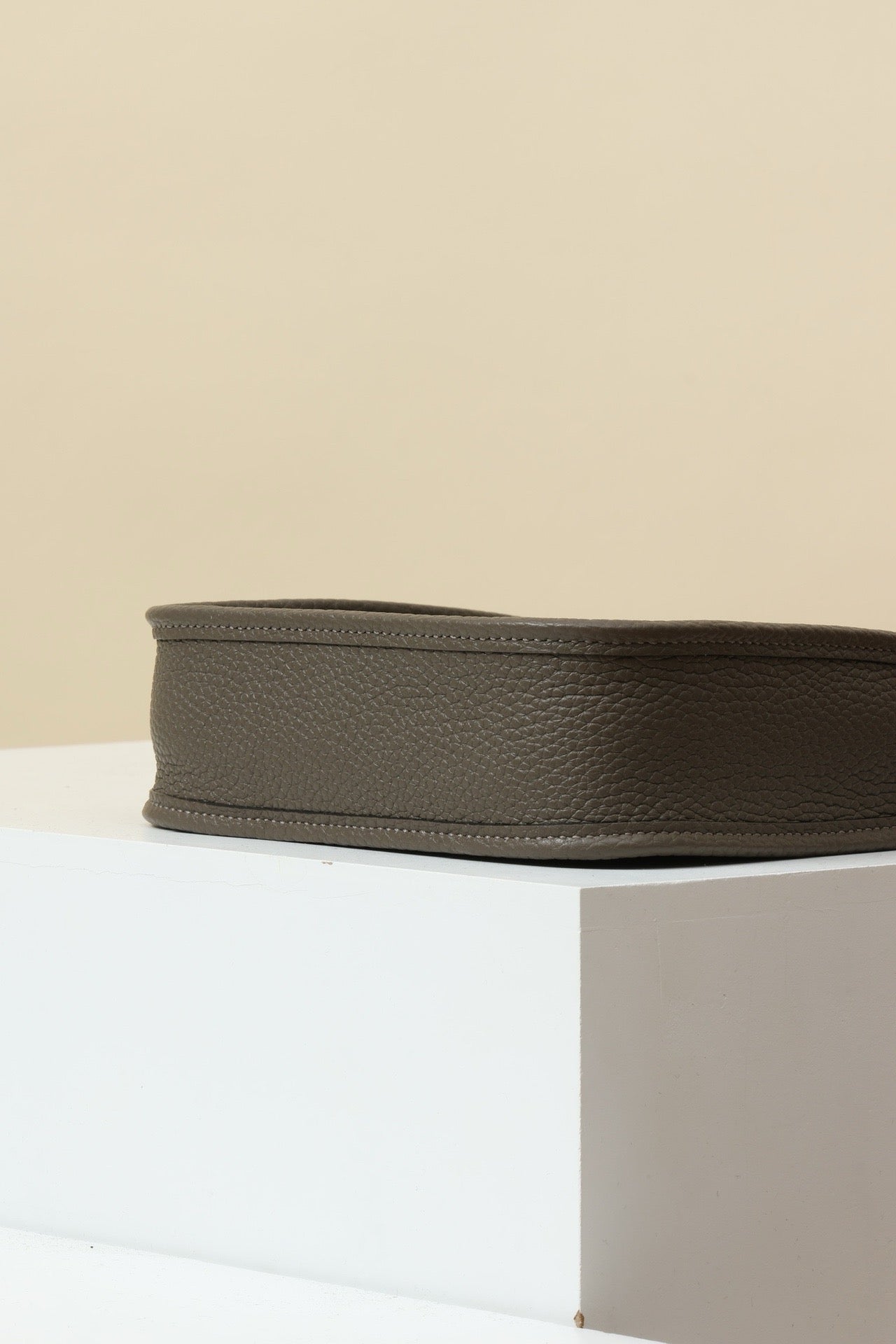 YF16 8F Tin GreyClemence bull leather crossbody bag  , GHW #4448