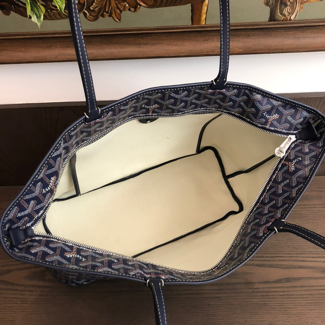 Artois MM Bag #681