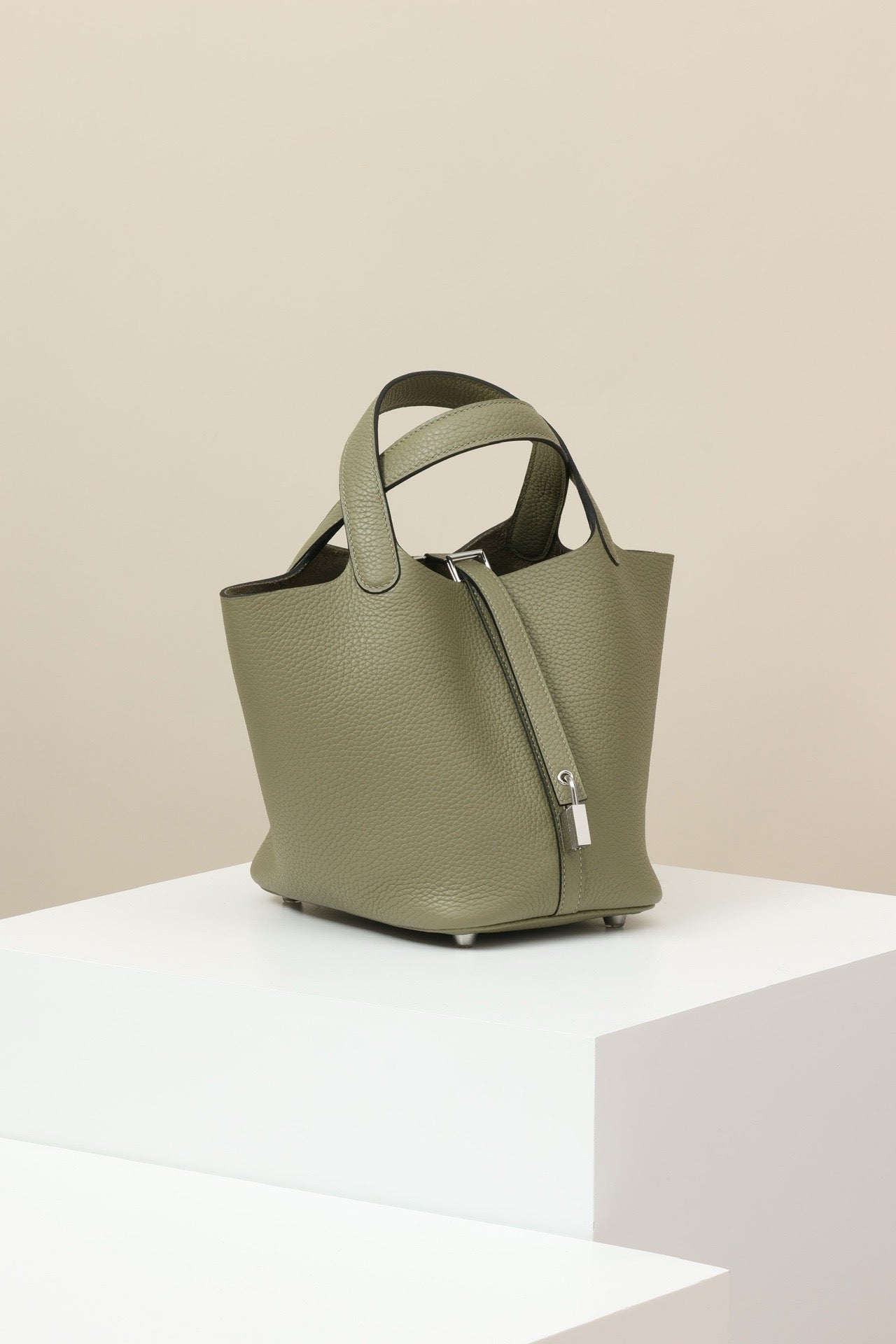 CL18 1Q Sage Green PHW #4053