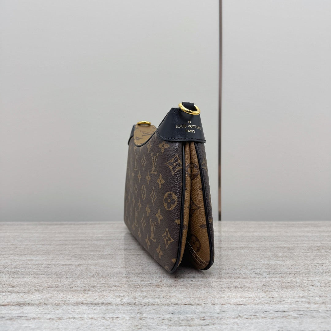 Bag #1242