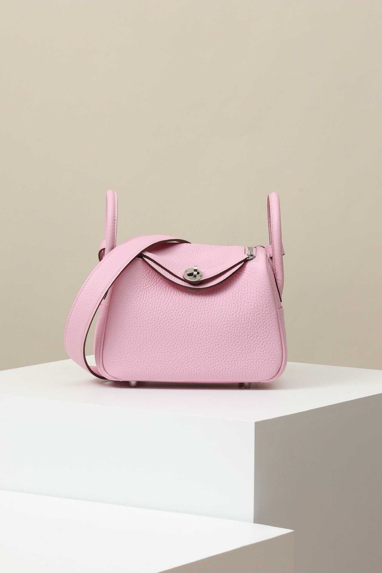 LD19 , Togo , X9 Mauve Sylvestre  PHW #4604