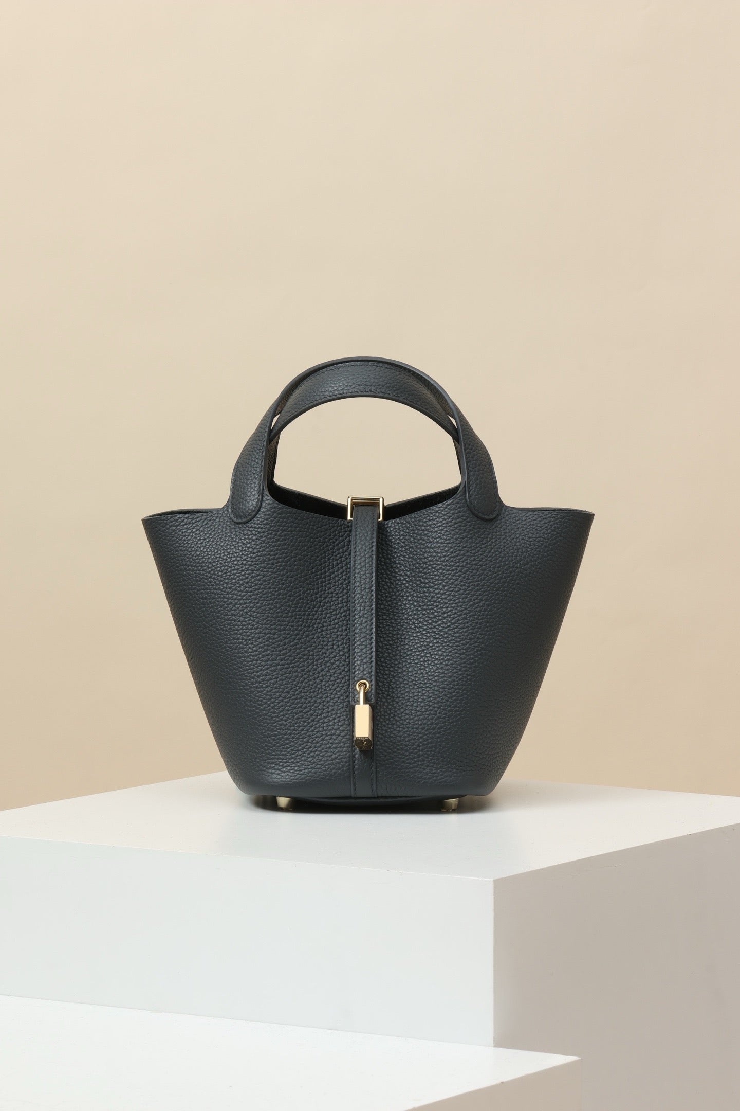 CL18 85 Slate Gray GHW #4111