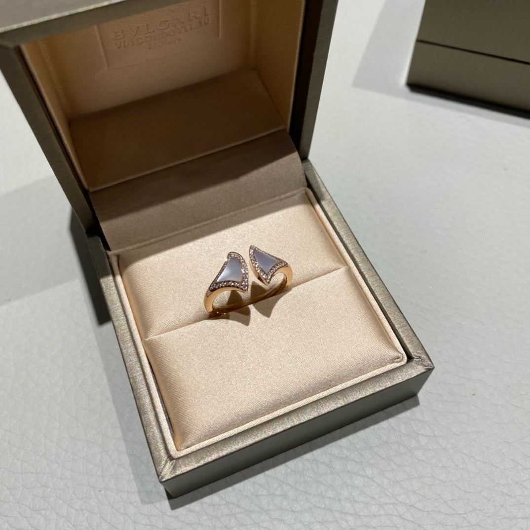 خاتم بولغاري ذهب عيار 18 , الماس vvs1